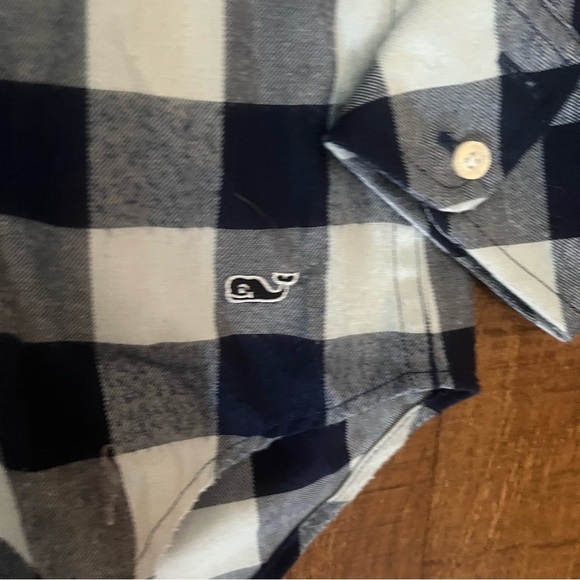 Vineyard vine women performanc buffalo check button down S 2 relaxed black white - Picture 4 of 6